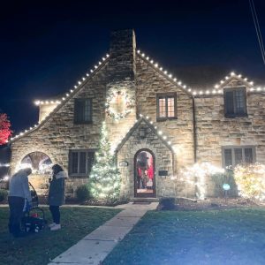 house lit up for the holiday season