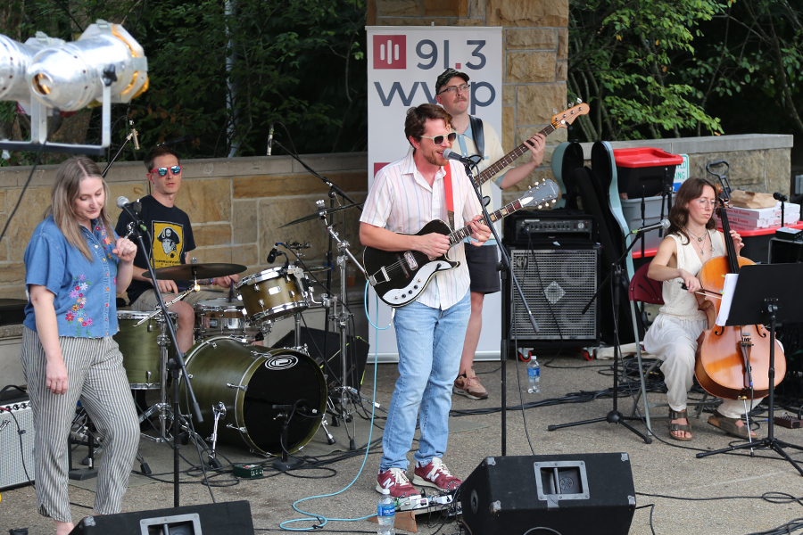 band performing in mt. Lebanon summer concert