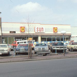 old photo of a car dealership